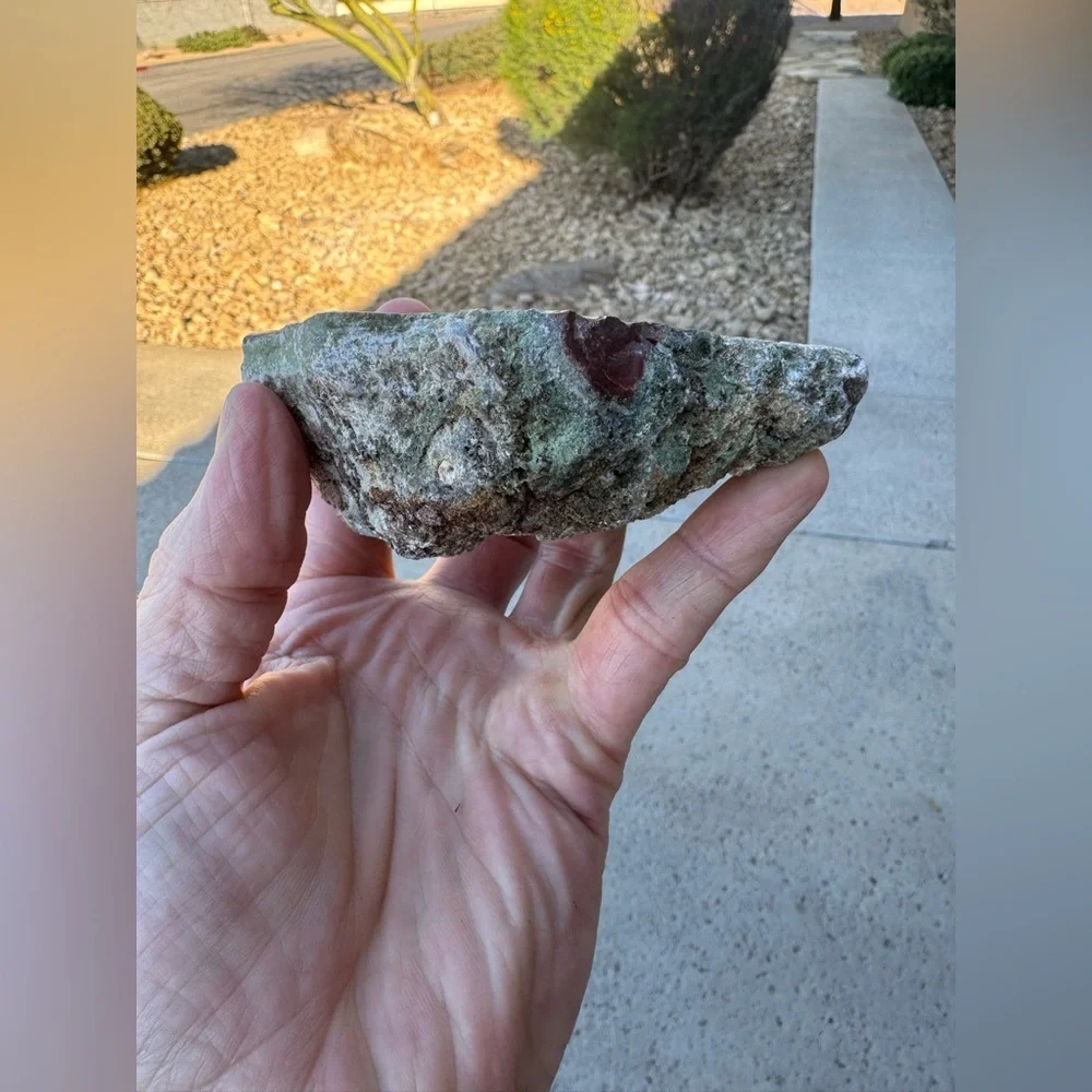 Red Lightning Agate polished end cut